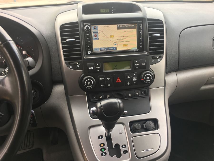 2006 Kia Carnival 2.7 petrol automatic 7 seater mpv Cars for sale in