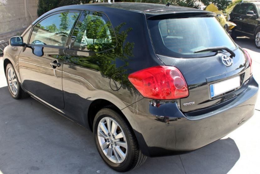 2007 Toyota Auris 1.6 VVTi Sol automatic 3 door hatchback Cars for